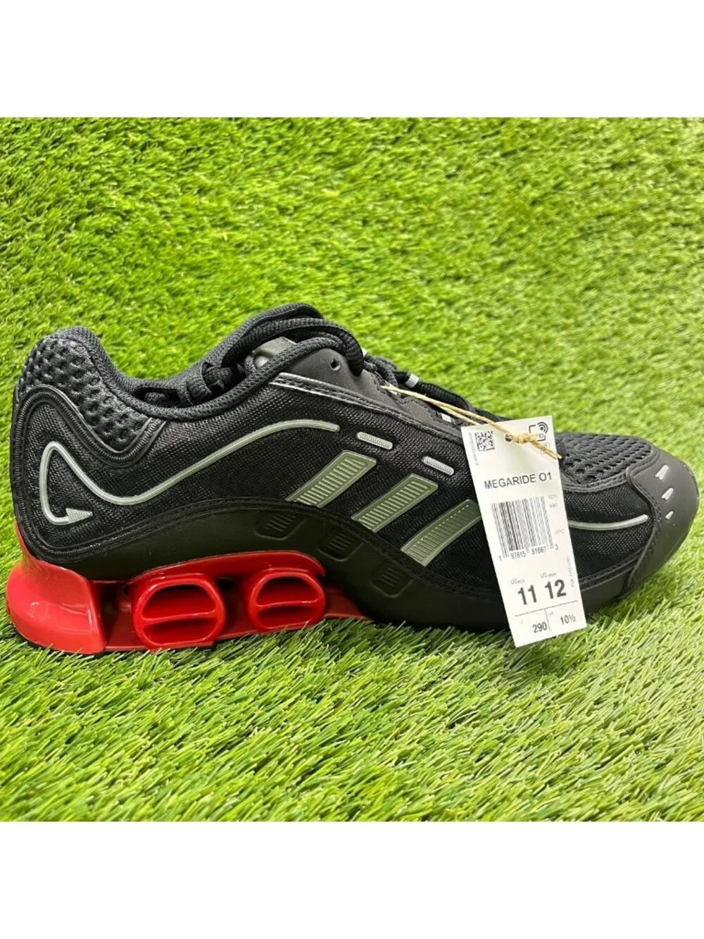 Adidas Megaride 01 Mens Size 11 Black Red White Athletic Running Shoes Sneakers